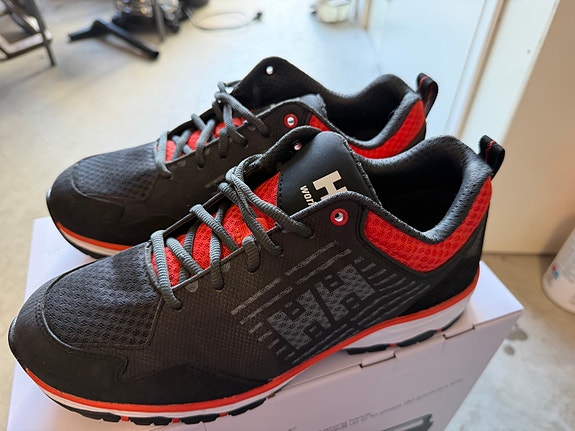 HH helly hansen Chelsea Evo low työturvakengät 44