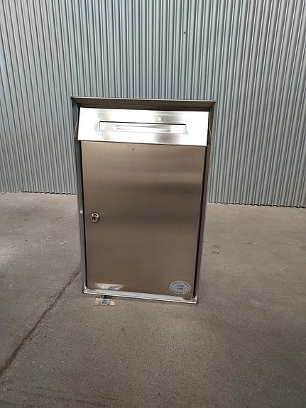 Stala postilaatikko ruostumaton teräs