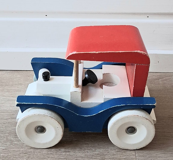 Juho Jussila vanha puinen auto