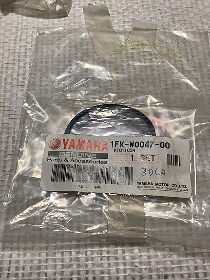 1FK-W0047-00 jarrusatulantiivisteet YAMAHA V-Max 1200,FZ750
