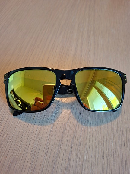 OAKLEY Holbrook aurinkolasit