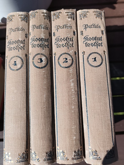 Teuvo Pakkalan kootut teokset