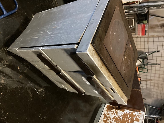 Metallinen puuhella / liesi Siro liesi