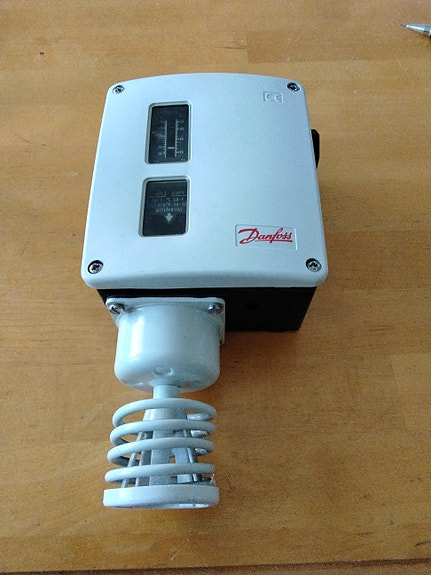 Danfoss termostaatti