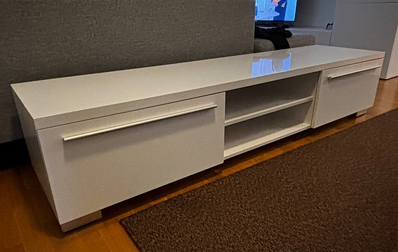 Valkoinen Tv-taso, 180cm leveä