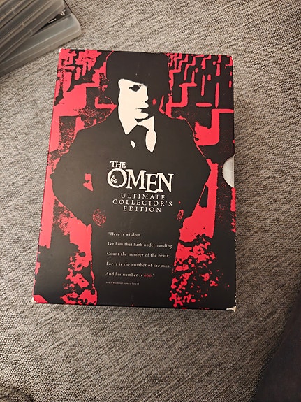 The Omen Ultimate Collector’s Edition DVD-boksi