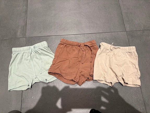 Lasten shortseja 86cm