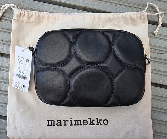 Marimekko musta Soft Gratha kivet laukku