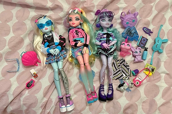 Monster High -nukkeja