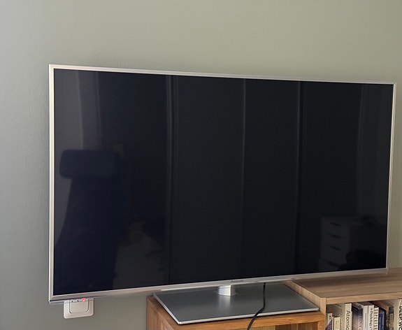 Panasonic 47" TX-L47ET60Y - televisio