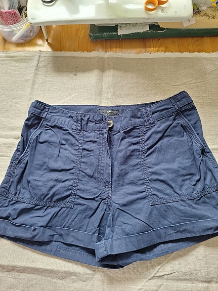 H&M naisten shortsit koko 36 sininen