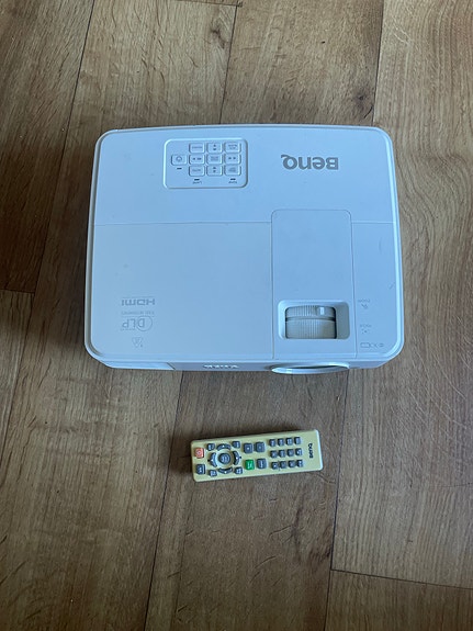 Benq tw526