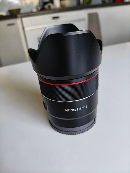 Samyang AF 35mm f/1.8 FE objektiivi