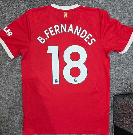 #18 Bruno Fernandes Manchester United aito pelipaita (M)