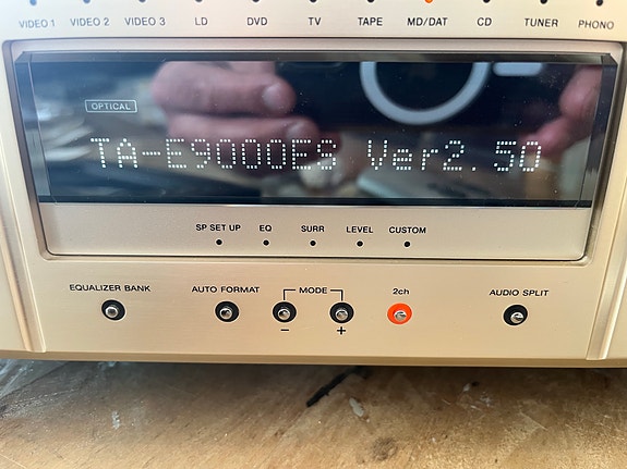 Sony TA-E9000ES esivahvistin