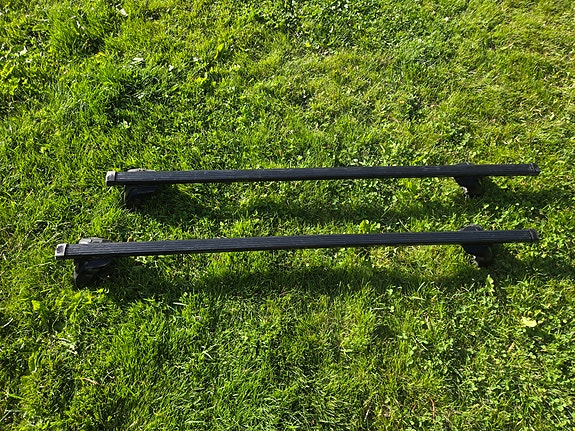 Thule taakkatelineet