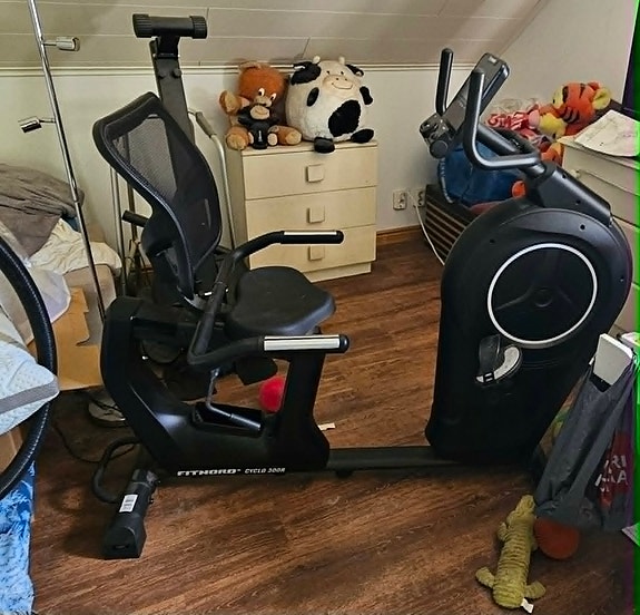 Tunturi Recumbent Bike kuntopyörä musta