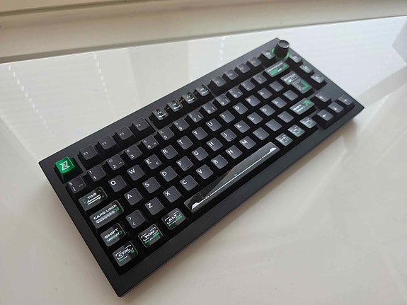 Lemokey L5 HE 8K (Hall Effect, 8K polling rate, PBT-näppäinhatut)