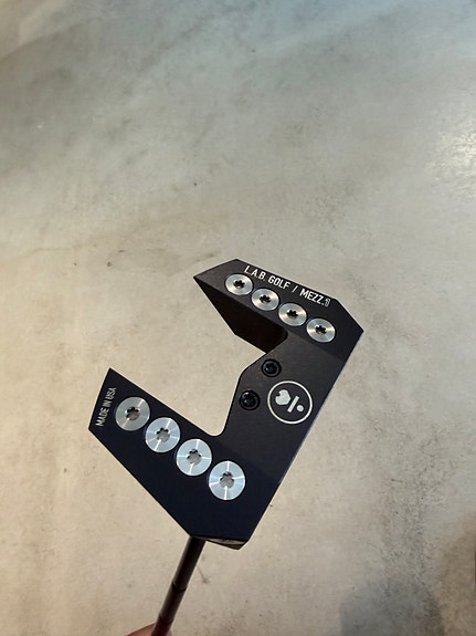L.A.B. Golf Mezz.1 putteri musta