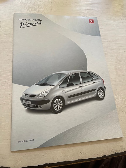 Citroën Xsara Picasso esite huhtikuu 2000
