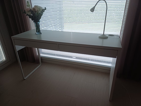 Ikea Malm kampauspöytä