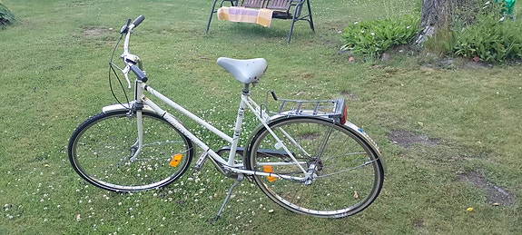 Naisten/tyttöjen pyörä