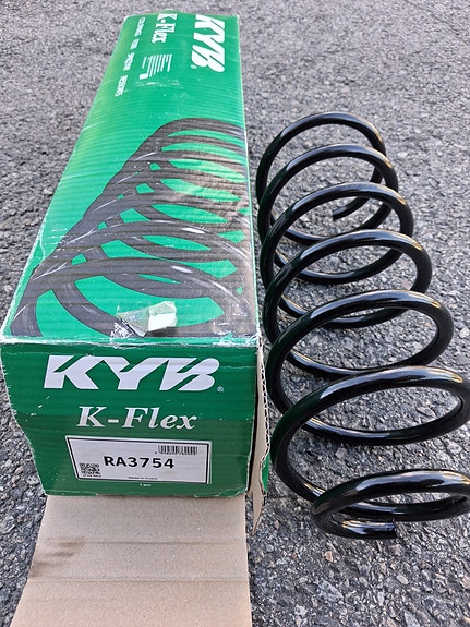Vw golf jousi. (Neloskopan)
