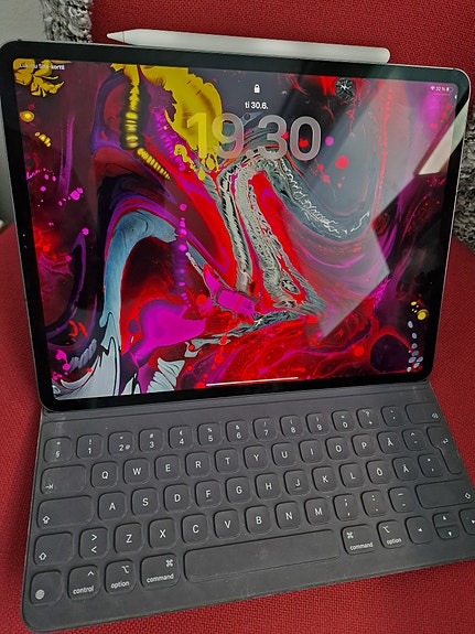 iPad Pro 12.9" 256 GB (3. gen) + Apple Pencil 2 + Smart Keyboard Folio