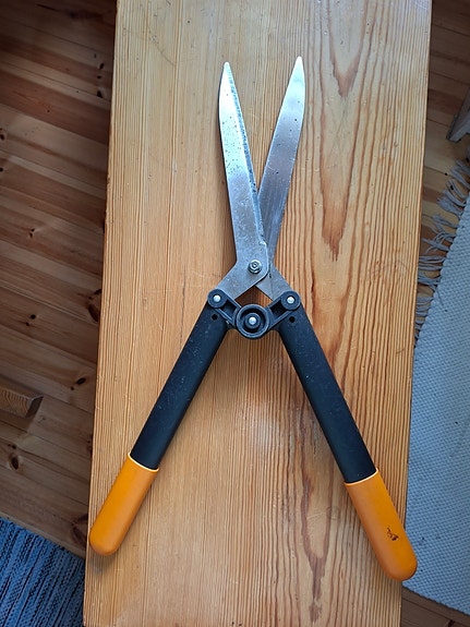 Fiskars pensassakset
