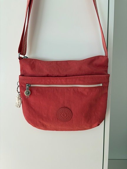 Kipling Arto olkalaukku, väri vintage pink