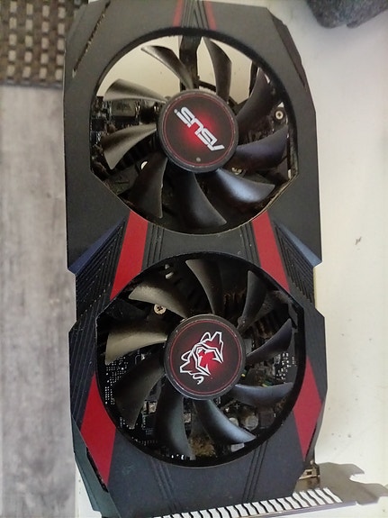 Asus näytönohjain kaksituulettimella jab16GB Ddr3