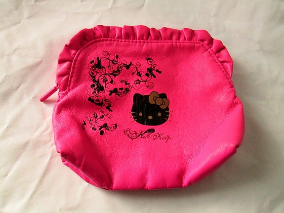 Hello Kitty meikkilaukku / meikkipussi, Sanrio