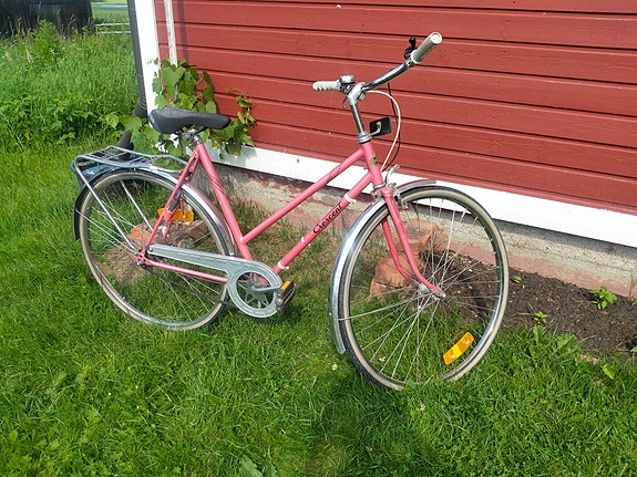 Crescent naisten pyörä