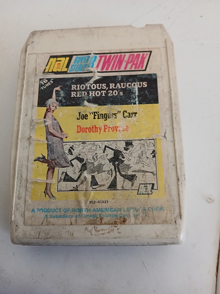 MAL Super Stereo 8 - Joe "Fingers" Carr & Dorothy Provine 8-raita kasetti