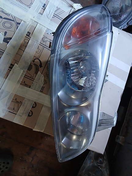 Nissan maxima a33 oikea xenon ajovalo