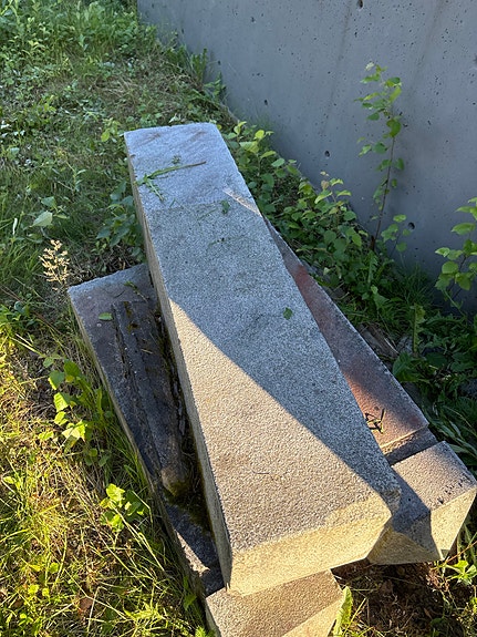 Kiviset pilarit