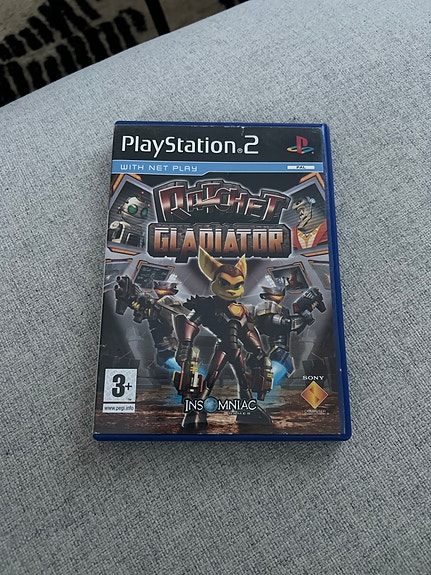 Ratchet Gladiator PlayStation 2 peli
