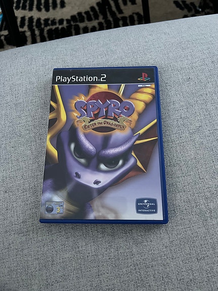 PlayStation 2 Spyro: Enter the Dragonfly -peli