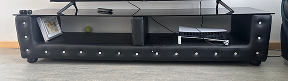 tv-taso musta