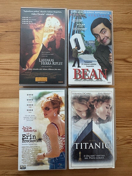 VHS-elokuvia, 2€/kpl