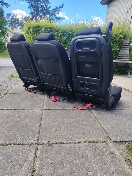 Peugeot 307 takapenkit.