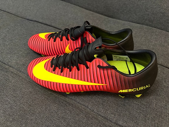 Nike Mercurial jalkapallokengät (42,5)