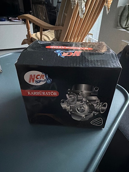 NCR kaasutin scootteriin/mopoon/moottoripyörään