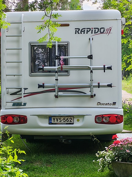 Vuokrataan matkailuauto RAPIDO 765F