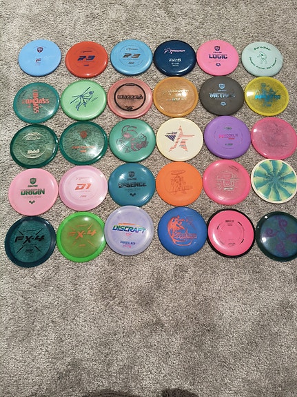 paljon frisbee golf kiekkoja