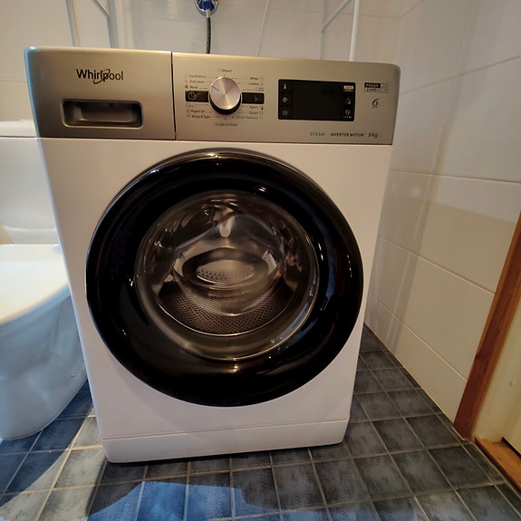 Whirlpool 9 kg pyykinpesukone 1400 rpm