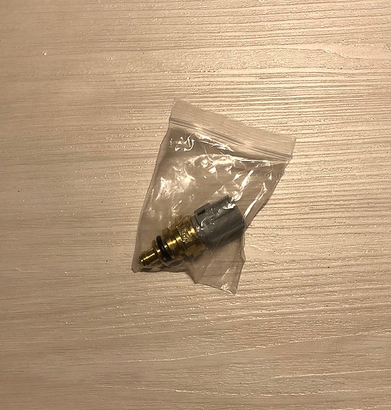 Jäähdytysnesteen lämpötila-anturi