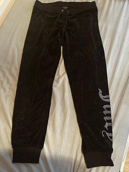 Juicy Couture velour collegehousut S – kuin uudet
