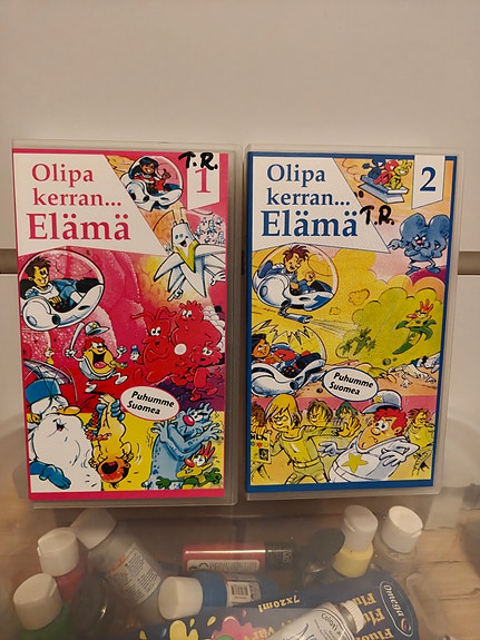 Olipa kerran elämä - VHS -kasetit