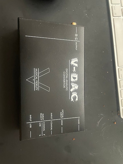 Myydään Musical fidelity v-dac da-muunnin